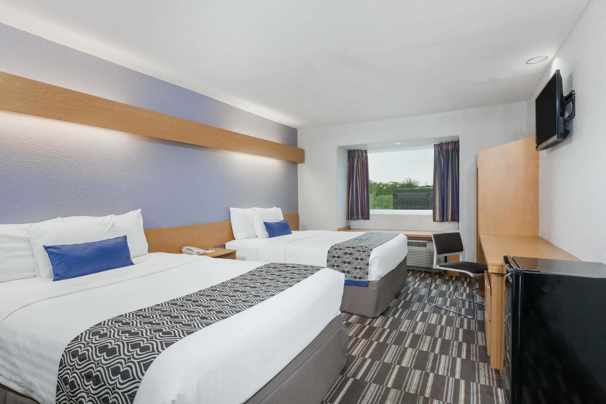 Microtel Inn & Suites By Wyndham Ardmore Zewnętrze zdjęcie